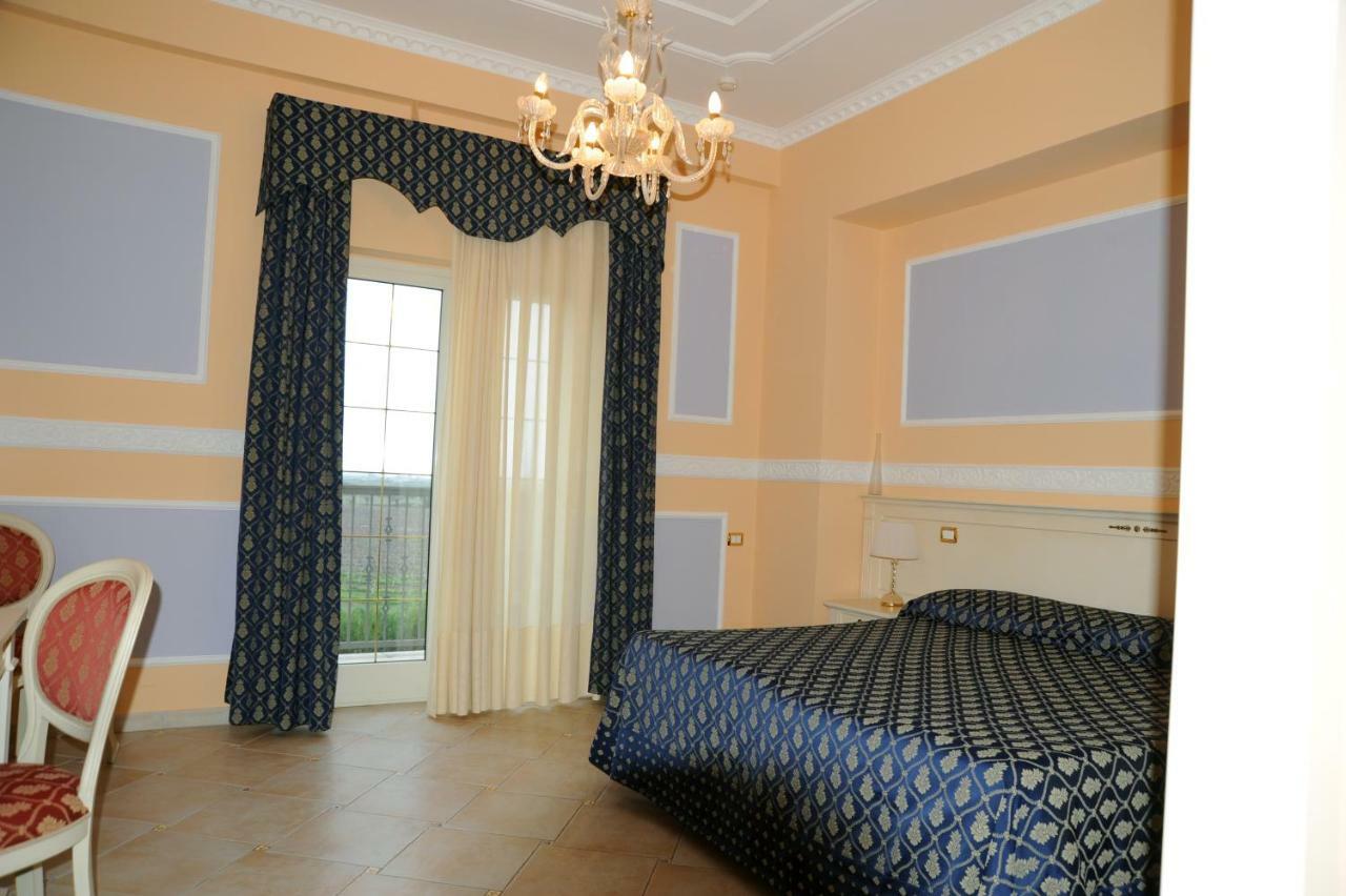 Hotel Villa Santa Maria ヴィッラピアーナ エクステリア 写真